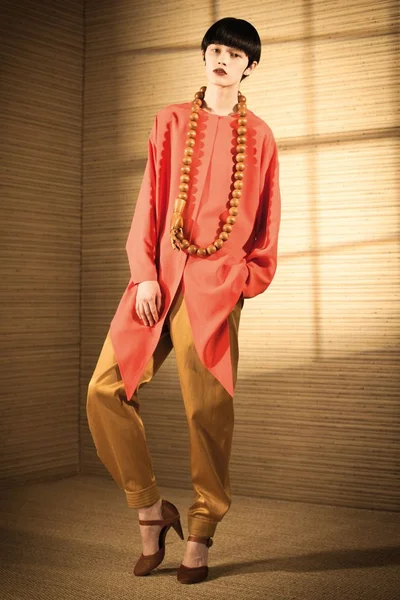 Look 11